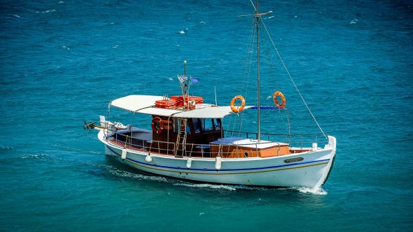 Naviguez avec passion : bateaux, pêche et loisirs aquatiques